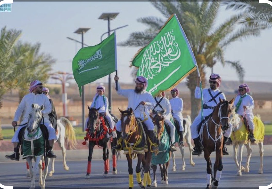 fsumiah's tweet photo. 🛑‼️خبر عاجل ‼️🛑

يقيم نادي الأنوار بمحافظة حوطة بني تميم حفل استقبال للنادي الاهلي السعودي وذلك بمسيرة من الخيول وإقامة العرضة السعودية 🇸🇦 وذلك ترحيبا لهم💚مع إقامة ممر شرفي للاعبين الاهلي 💚
كونوا معنا بتغطية الحدث الأكبر والأجمل في تاريخ الكرة السعودية،،
من قلب الحدث : ((فهد السميح))
سيكون دخول الجماهير في تمام الساعه الرابعه عصرا وستكون رابطة جماهير نادي الأنوار لأكثر ٤٠ مشجعا مشوحا بالشال الوردي واللباس السعودي في الجهة المقابلة للمنصه 😇🫡💚