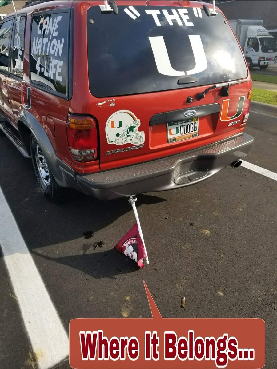 Cat_FiveCane's tweet photo. @DavidWi57917109 Born in El Paso TX. Military Brat. Cane since I 1st heard of them in '87. Die hard and beyond living in the belly of the beast Tallynasty Fl representing The "[]_[]" 2tha  "FULLEST" EVERY year! Even thru the bad times and STILL here doing the same!🙌🏾🌀💯 https://t.co/h32KEl856Y