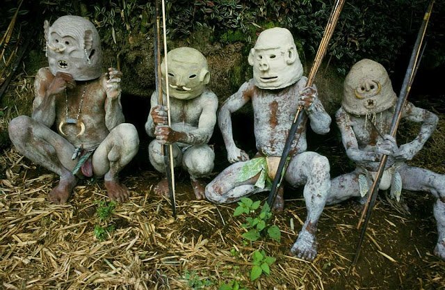 karnun0s's tweet photo. We WILL arm the Mud Men of Papua New Guinea with NUCLEAR MISSILES. https://t.co/0QF1674yPG