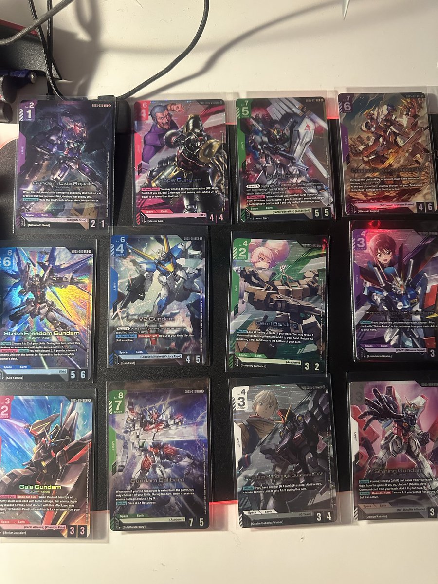 itsuhhhhhhhhhhh's tweet photo. GD-05 Pulls 😱 look at that Heero Yuy Sp https://t.co/E4qUC3Vqsq