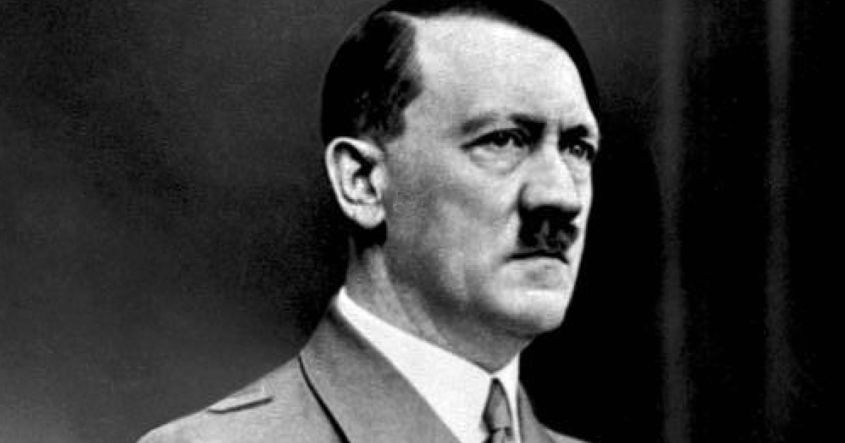 tea_lunatic_'s tweet photo. @LisaKeshet @AzatAlsalim Hitler : shut up btch. https://t.co/p2y6fVM44s