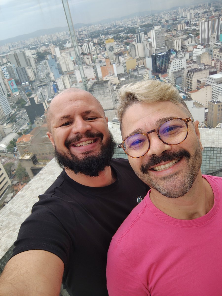 ThiagoM14906327's tweet photo. Um pouco de como foi o meu aniversário... https://t.co/fXgsS0VBGe