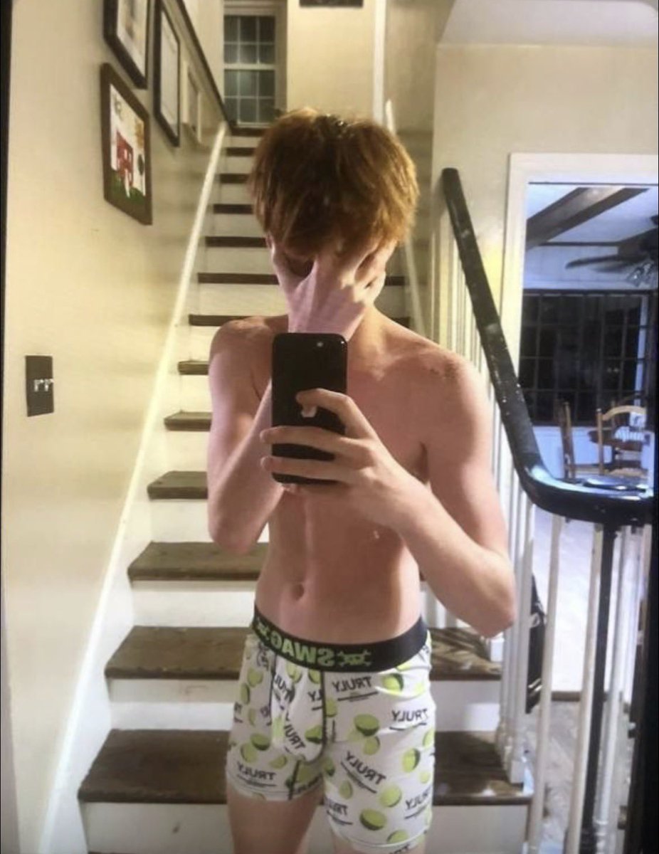 Davisbait8q's tweet photo. hot🥵 bait files, juicy mega links and VIP groups @ https://t.co/iKt7g8O8ng https://t.co/eOkHlEs3Do