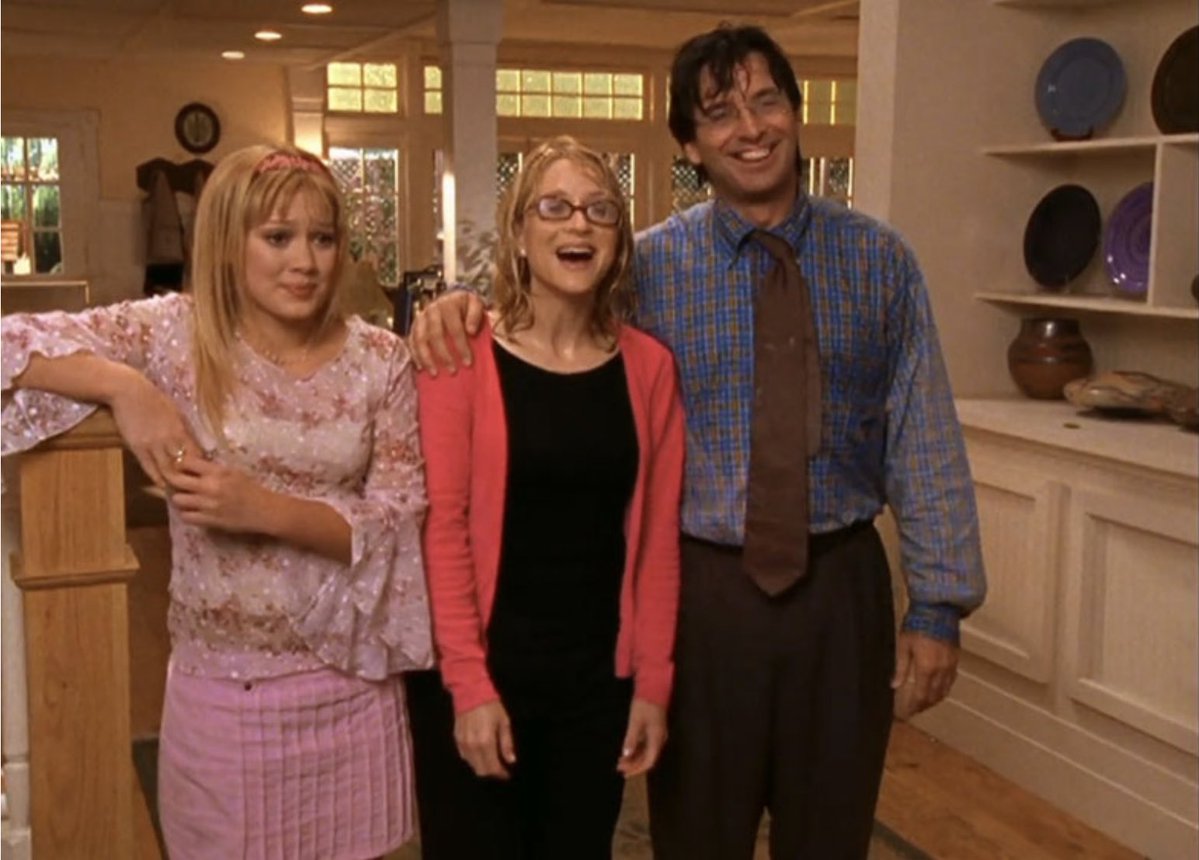 davidmarchie's tweet photo. Here's to 23rd Anniversary of My Dinner With Mr. Dig! #LizzieMcGuire #23rdAnniversary https://t.co/98OEOa6ViF
