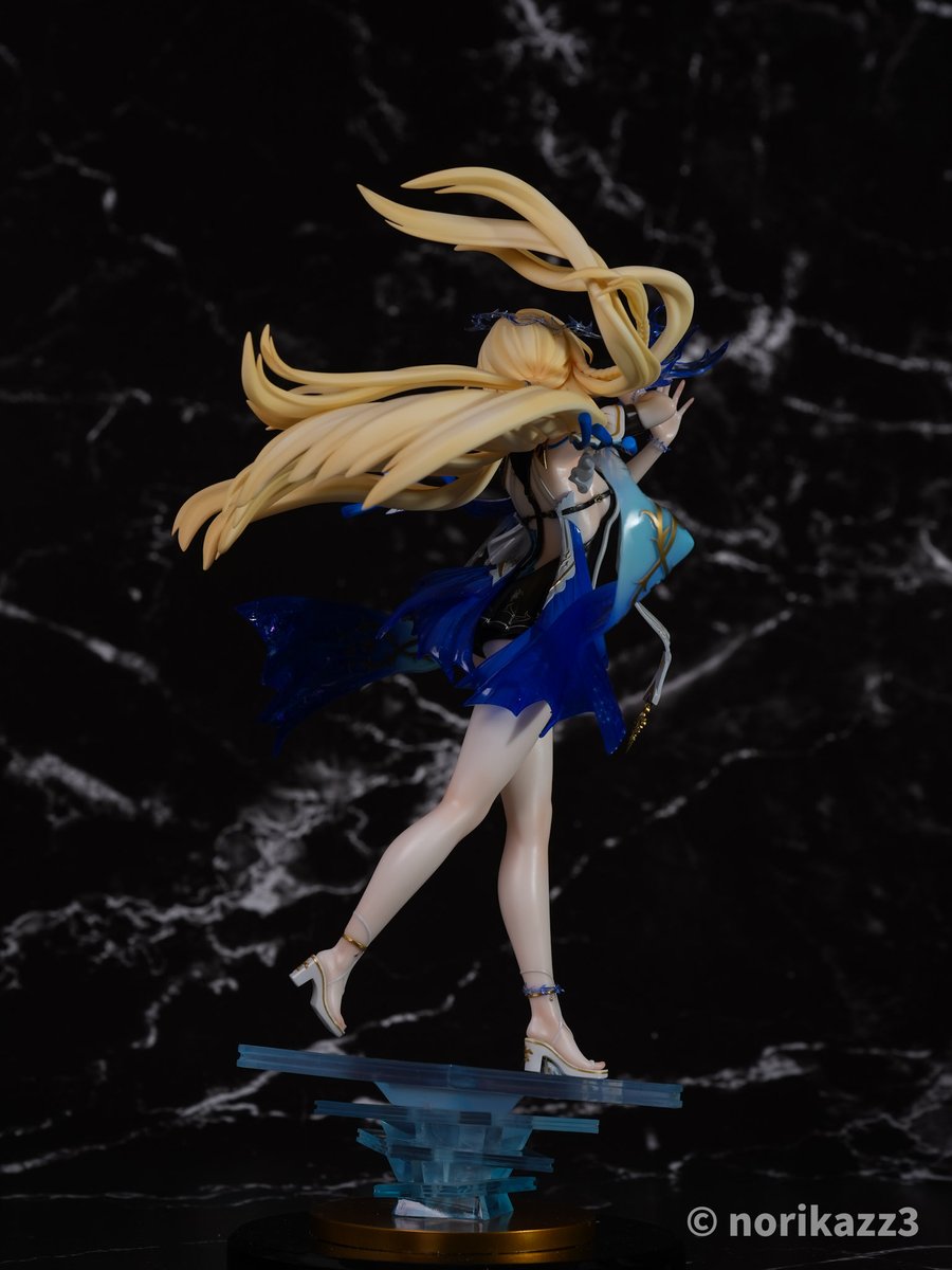 norikazz3's tweet photo. 完成

鳴潮　カルテジアを組み立て塗装しました。

原型：篝のAlice @gouAlice さま
組立塗装　norikazz

プレイしていくうちにガレージキットを塗りたいなと思い作り始め先日の千咲に続き鳴潮2体目となります。服、表現難しすぎました、、、瞳デカール使用しました。
#鳴潮 https://t.co/OL8yJmzXrM