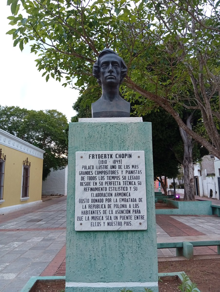 manuelperezp03's tweet photo. Busto de Frederic Chopin en la Asunción, Estado Nueva Esparta 🇻🇪🇵🇱 https://t.co/VOwlcQCwfV