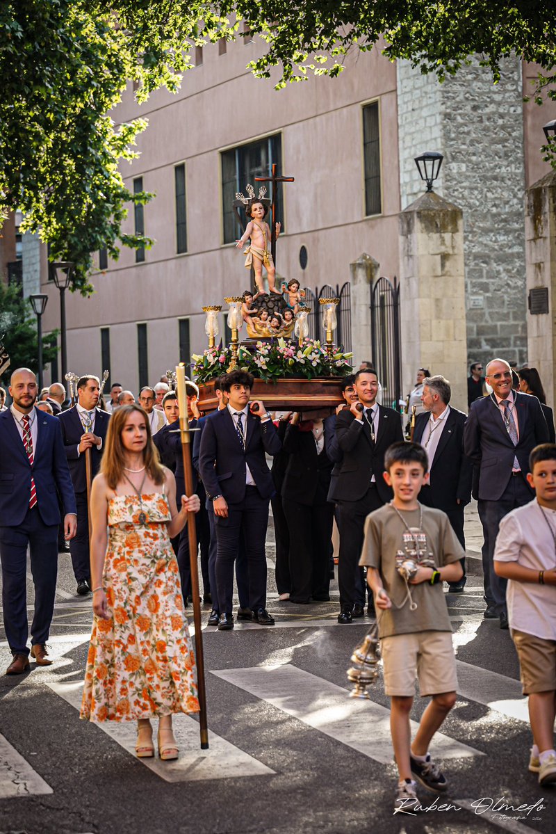 sagradapasion's tweet photo. “Día en que fui también a adorar a Jesús Redentor…”

(San Rafael Arnaiz Barón)

Foto @RubenOlmedo https://t.co/hJGJ1ynxLS