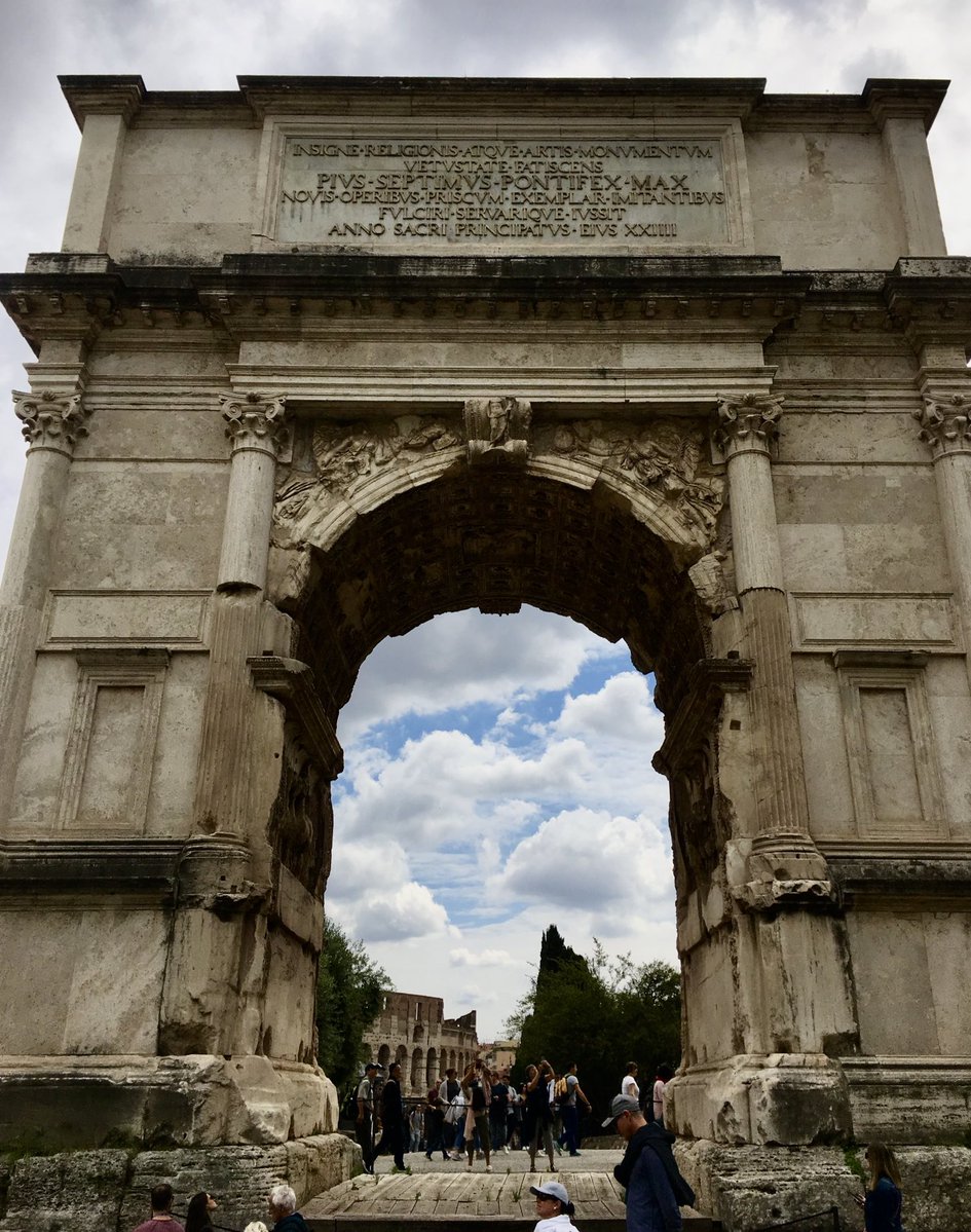 caputmundiHeidi's tweet photo. Uno scorcio del #Colosseo , attraverso l'Arco di Tito…

#Roma 🤍 https://t.co/uvprmfaONm