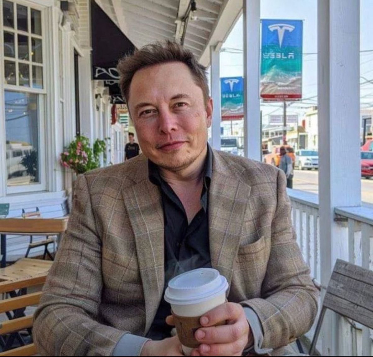 samerstar's tweet photo. Elon Musk Poll 🔥

What is the most impressive thing about Elon Musk?

A) Smile 😄
B) Personality 🌟
C) Intelligence 🧠
D) Vision &amp; Success 🚀

Vote with just one letter 👇

Who agrees with your choice? 🔥 https://t.co/o1ZJ5II8xh