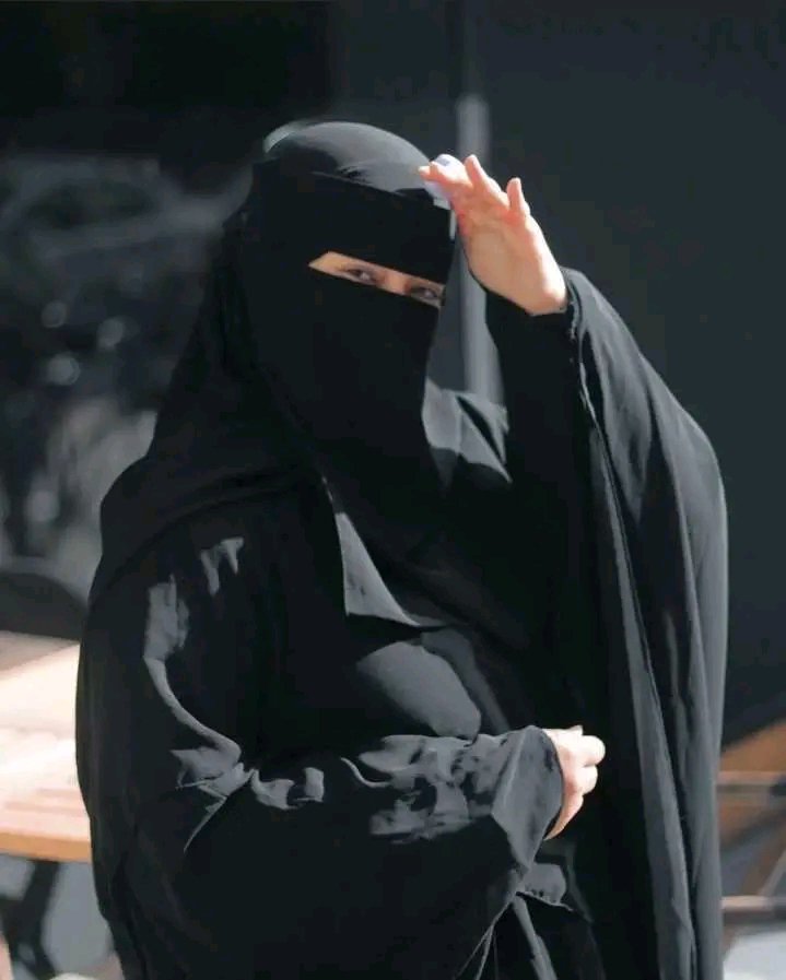 beterjos2's tweet photo. @MohAh890966 عاوز اخت ملتزمة في سؤال ضروري 
مرتبط بعلاقتنا مع اخواننا المسحيين ☪️✝️ https://t.co/rbeN3JpfCk