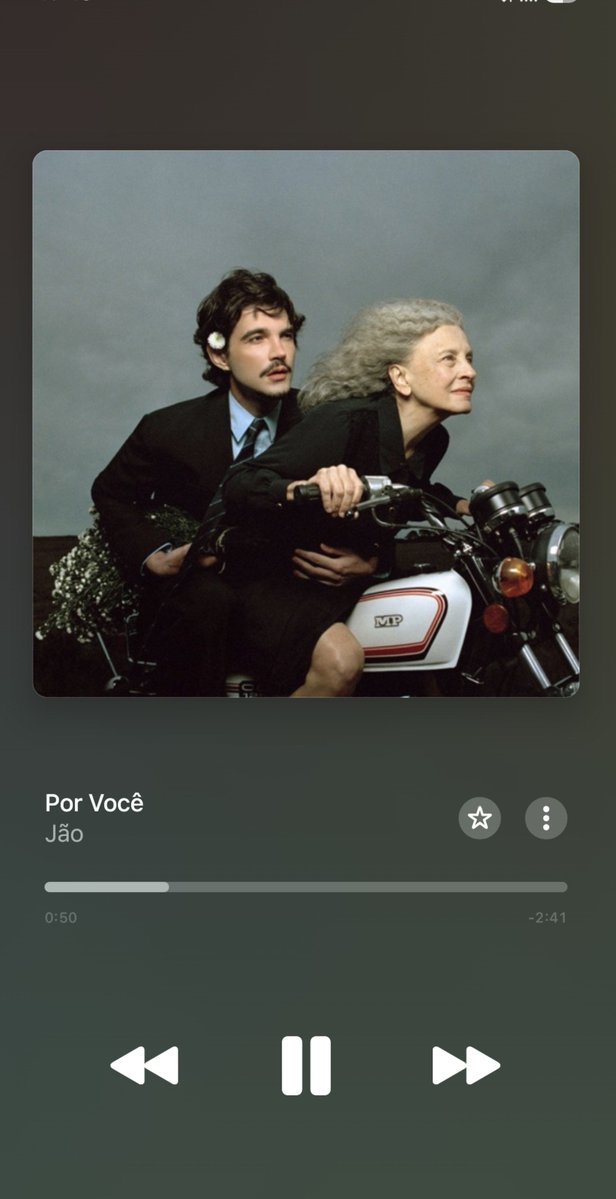 sensataylor's tweet photo. ouvir essa e não ter alguém tópico mais que sensível https://t.co/ZFGEW1lvBJ