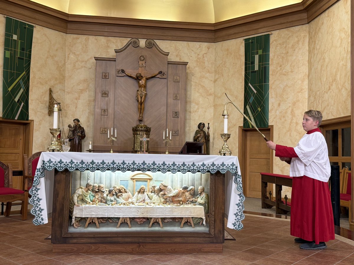 KBTeachesKidsRE's tweet photo. St. Roch’s Catholic Church in Indianapolis - on the feast of St. Roch! 🐾
St. Roch, pray for us.
#placestopray #Catholictravel https://t.co/18dkJcwu5N