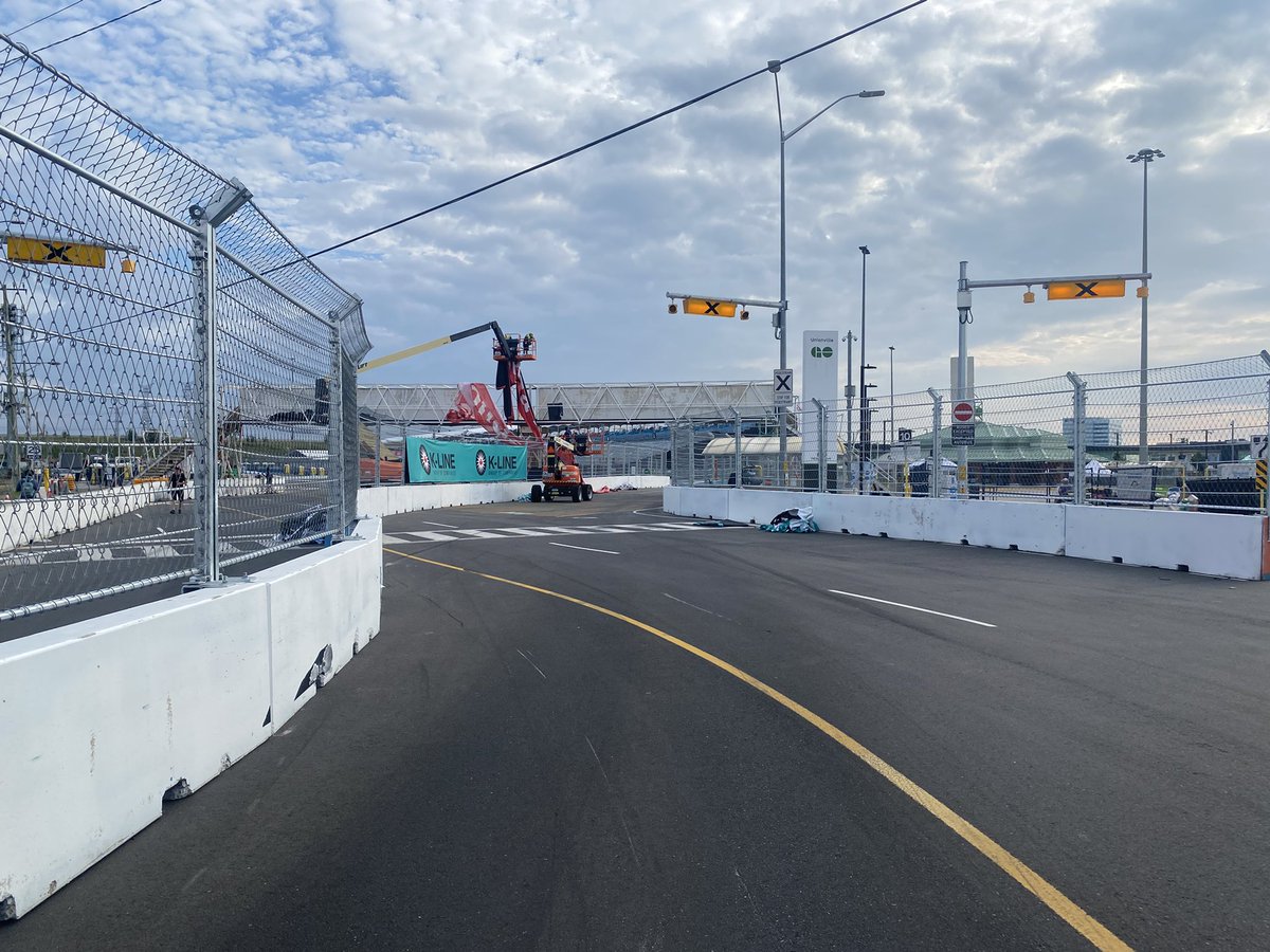 JordiAVZ's tweet photo. Con estas vistas, concluye mi cobertura del #IndyTO en Markham, mi primera fuera de mi país Y DE #INDYCAR 🥹

La verdad ando un poco emocional, gracias a @indycaraldiaweb por la oportunidad y a todos los que me acompañaron por aquí en esta aventura. 

Primera de muchas 🤞 https://t.co/Dl23e6abug