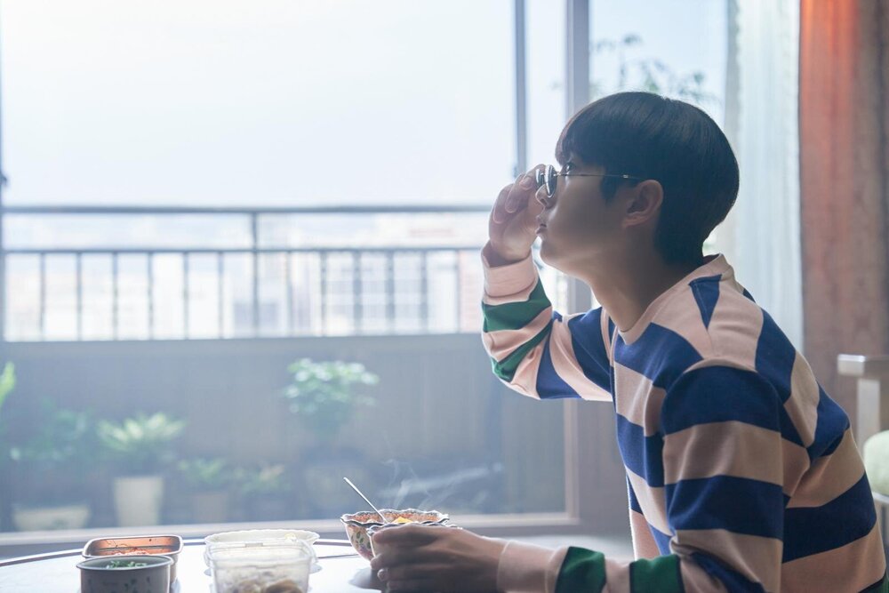 fashionpressnet's tweet photo. 映画『あなたが母親の手料理を食べられる回数は、あとどれくらい残ってますか？』

母子の切ないカウントダウンを笑いあり涙ありで描くヒューマン・ファンタジー - https://t.co/fQXLK8U1re https://t.co/as0QwNHSkd