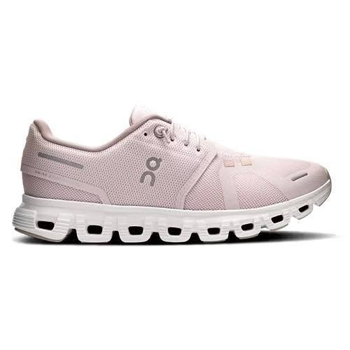 realballadolla's tweet photo. These are so comfy! Foot Locker has On Cloud sneakers for as much as 50% off! https://t.co/F7xhzbaMR5 #ad #shopping #footlocker #shoes #deals https://t.co/rF6bLeoMlL