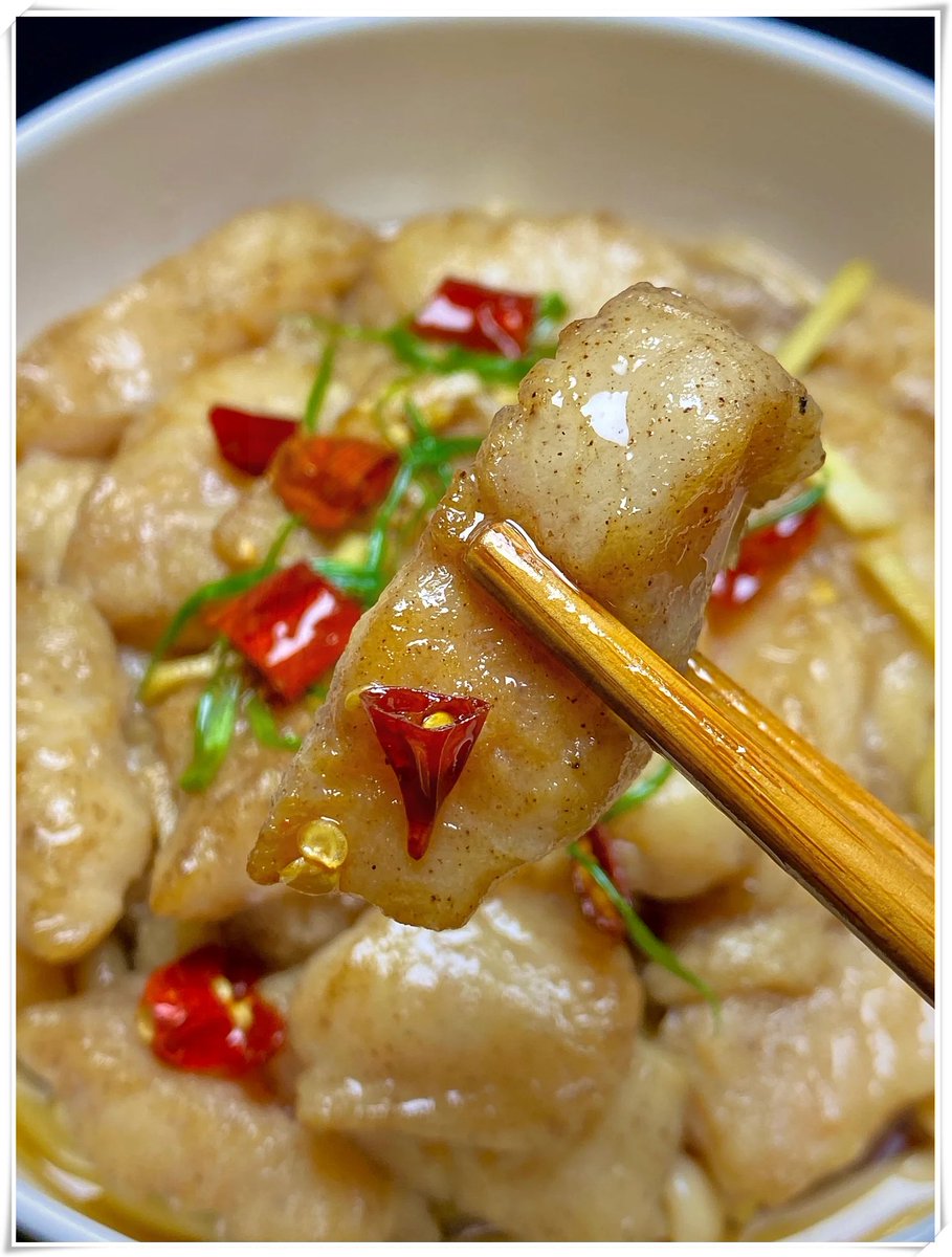 cloudpapa4's tweet photo. 今日减脂餐分享 清蒸巴沙鱼清炒西兰花玉米段，高蛋白低卡，吃完整个人都清爽～ https://t.co/oMKSjyMXCj