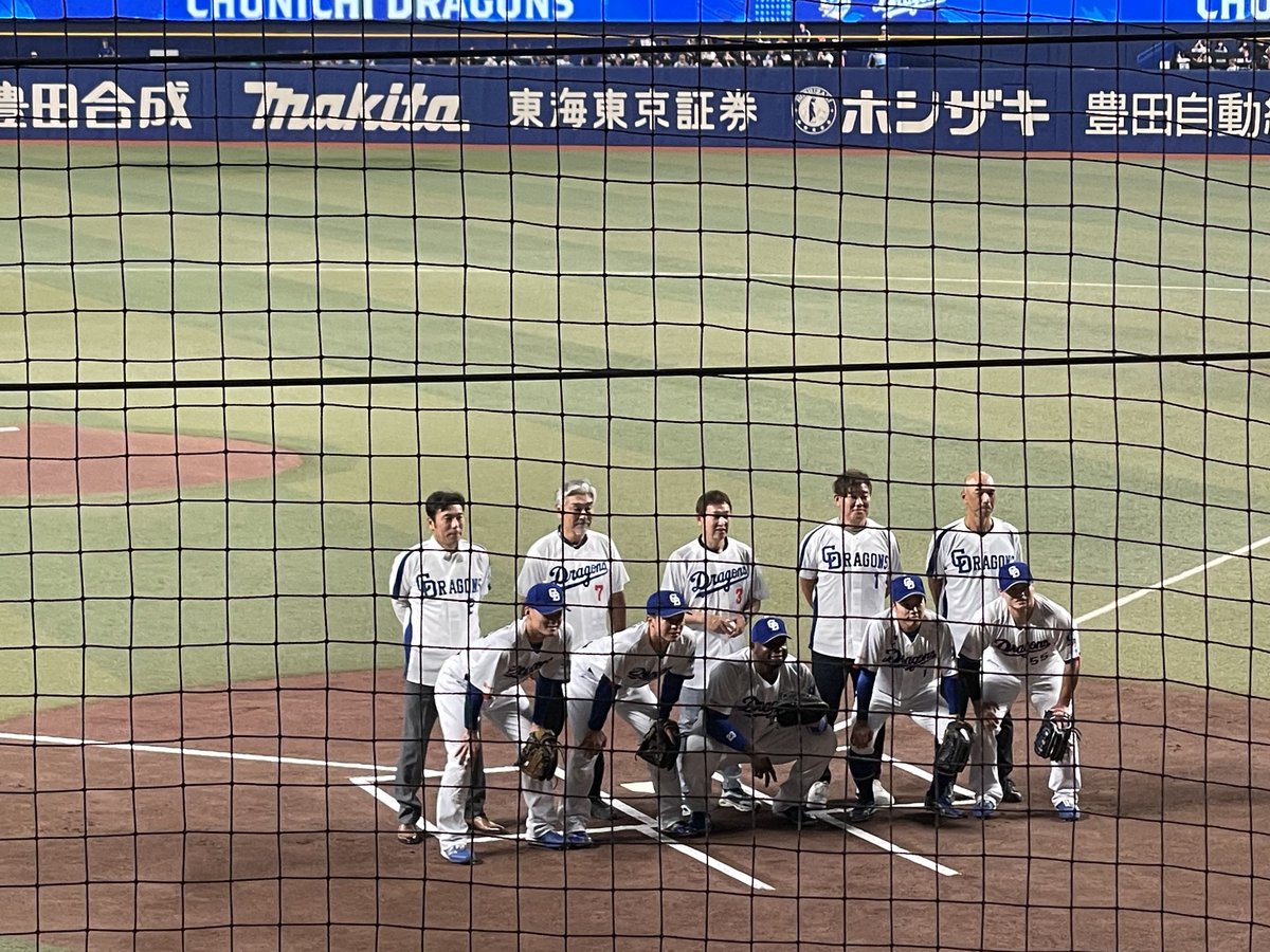 94718_sk's tweet photo. 日曜にあんな試合されると月曜日が本当にキツい
現地で観てると尚更
普段飲まない酒もいれてしまったし、今日はジム行くことにした

ミーアキャット和田可愛かったなー https://t.co/zeUoDrEcPL