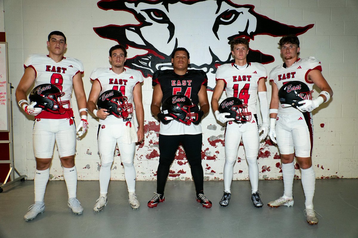 CHE_Fball's tweet photo. 2026 CAPTAINS ‼️🔥🔴⚪️⚫️
#8 Trevor Levin
#11 Josh Greenberg 
#54 Jayden Pitter 
#14  Liam Sweeney 
#7 Dillon Haddock 

Fall camp is off to a great start after week 1 ✅ GAMEDAY is coming soon ⏳ https://t.co/NYFCZWQndR