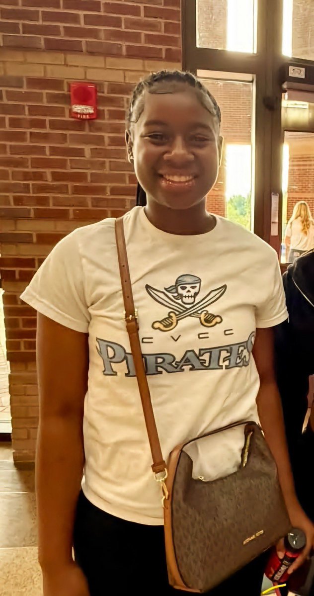 moco_ladyhoops tweet picture