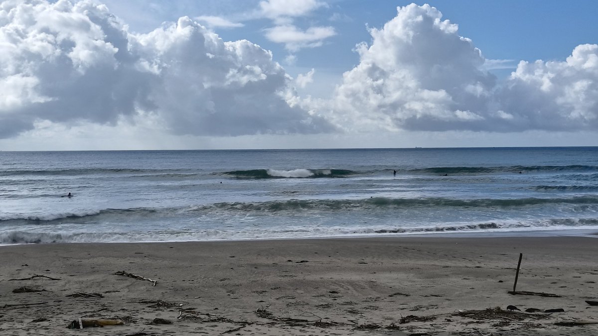 toku4s's tweet photo. 千葉の波でサッパリ🌊 https://t.co/4NF38fGG3r