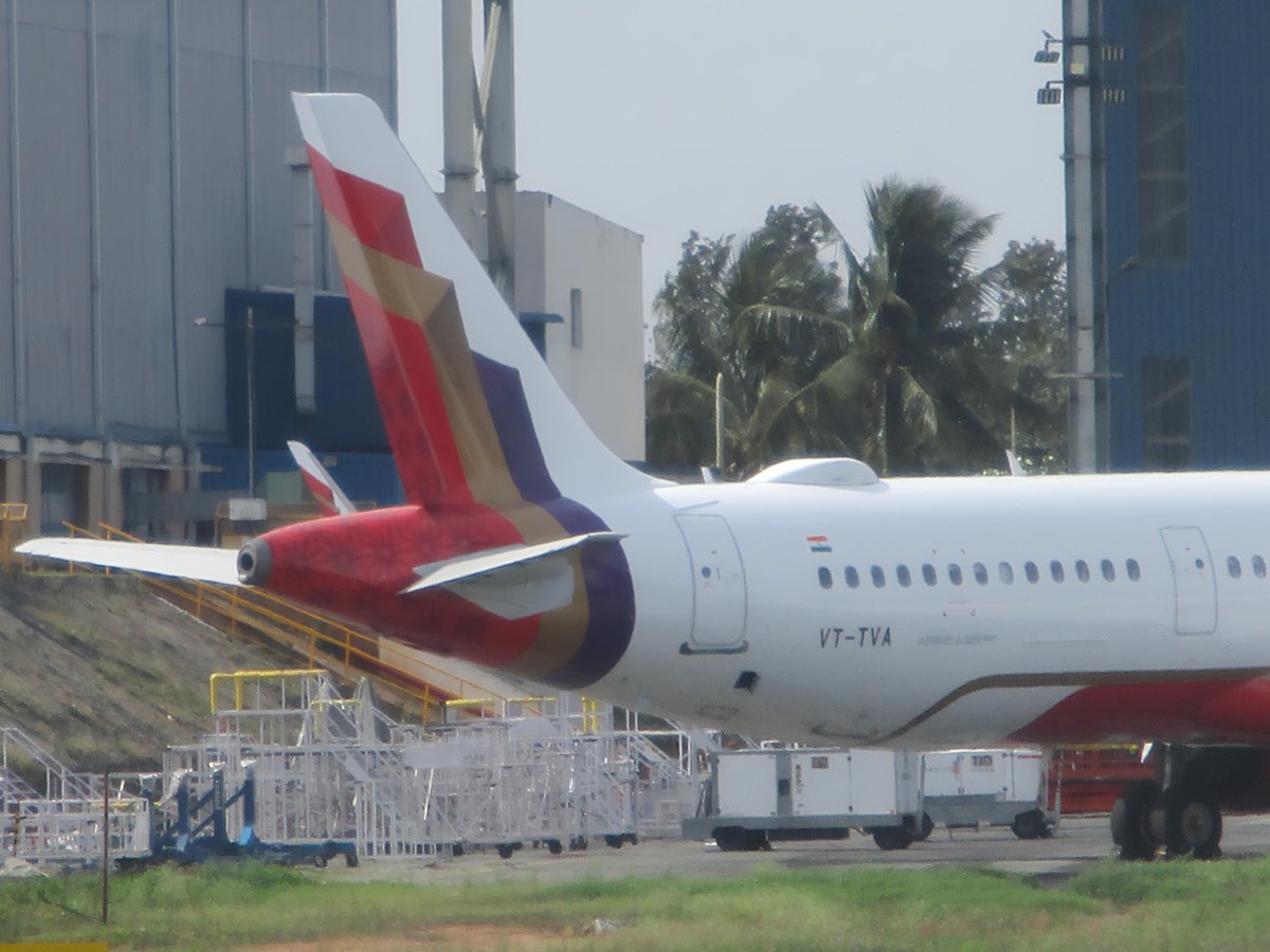 HosurPlaneSpot's tweet photo. 📸 Here’s the first High-Definition Picture of VT-TVA! ✨
Freshly rolled out at Hosur Aerodrome after its 6-year C-check, this ex-Vistara💜 Airbus A321neo is the first of the type to receive Air India’s new livery. 🇮🇳✈️
#AvGeek #Planespotting #VTTVA #AirIndia #Hosur #A321neo https://t.co/6Fk9hkM0O0