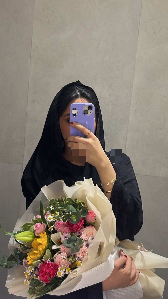 Iresh_ty's tweet photo. يحتاج اقول قددددد إيشش مغرمه بالورد او لا؟؟ https://t.co/1OACSU9a9s