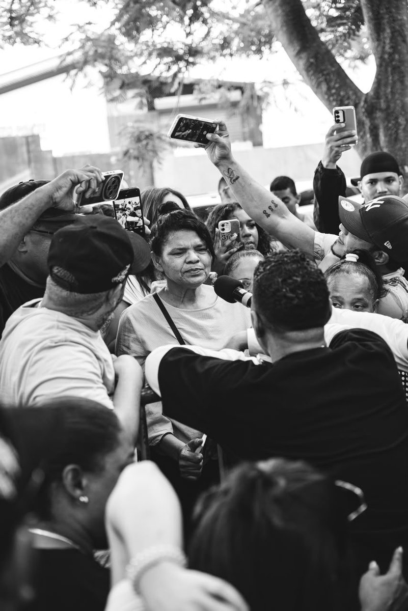 matiasgarciard's tweet photo. Gracias Santiago 031 ❤️ Hoy ha iniciado el fin de la vieja política. Personas de todas las edades con conciencia que ya rechazan los vende sueños, el pica pollo y los 500 pesos. Dominicanos Primero 🇩🇴 ¿Cual provincia del país quieres del país liberamos este miércoles? Mayoría gana.