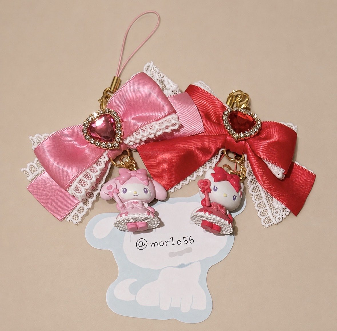 mor1e56's tweet photo. SANRIO CHARACTERS シーク��ットストラップ

【交換】
譲：キティ マイメロ (1枚目の画像)
求：シナモン ウサハナ(2枚目の画像)

【買取】
定価＋送料手数料

検索からでもお気軽にお声かけ下さい🙂‍↕️

#サンリオ #取引 #郵送 https://t.co/cSRUz41nam