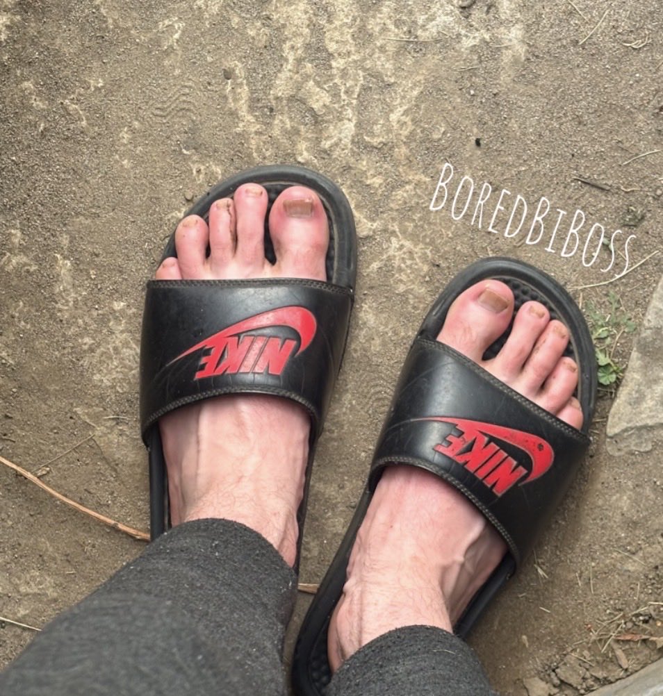 BorednBi420's tweet photo. My feet make more money than you do. You might as well worship them and empty that wallet.
#findom #cashmaster #paypig #humanatm #cashslave #master #cashslave #cashfag #walletdrain #tribute #findomgay #feet #gayfindom #gaydom #malefindom #cashfag #gaymaster #feetworshi̇p https://t.co/XGVRSCSZ0M