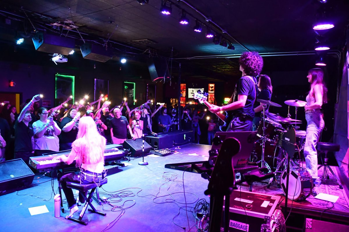 HookedLikeHelen's tweet photo. EPIC IS AN UNDERSTATEMENT! Thank U from the bottom of our hearts for sweating, rocking and spending time with us at the ep release party! TY @TheWinchesterOH WLKR, @mix1027 @1073ALTCLE , @wmms and everyone who came out!! https://t.co/yOxPE7x8Te