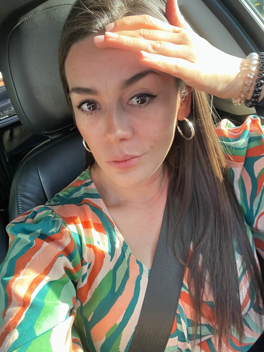lumsjp's tweet photo. Valiendo barriga… luego de 6 horas de camino ya en mi destino a Dios gracias :) https://t.co/7aUpWJYmvk