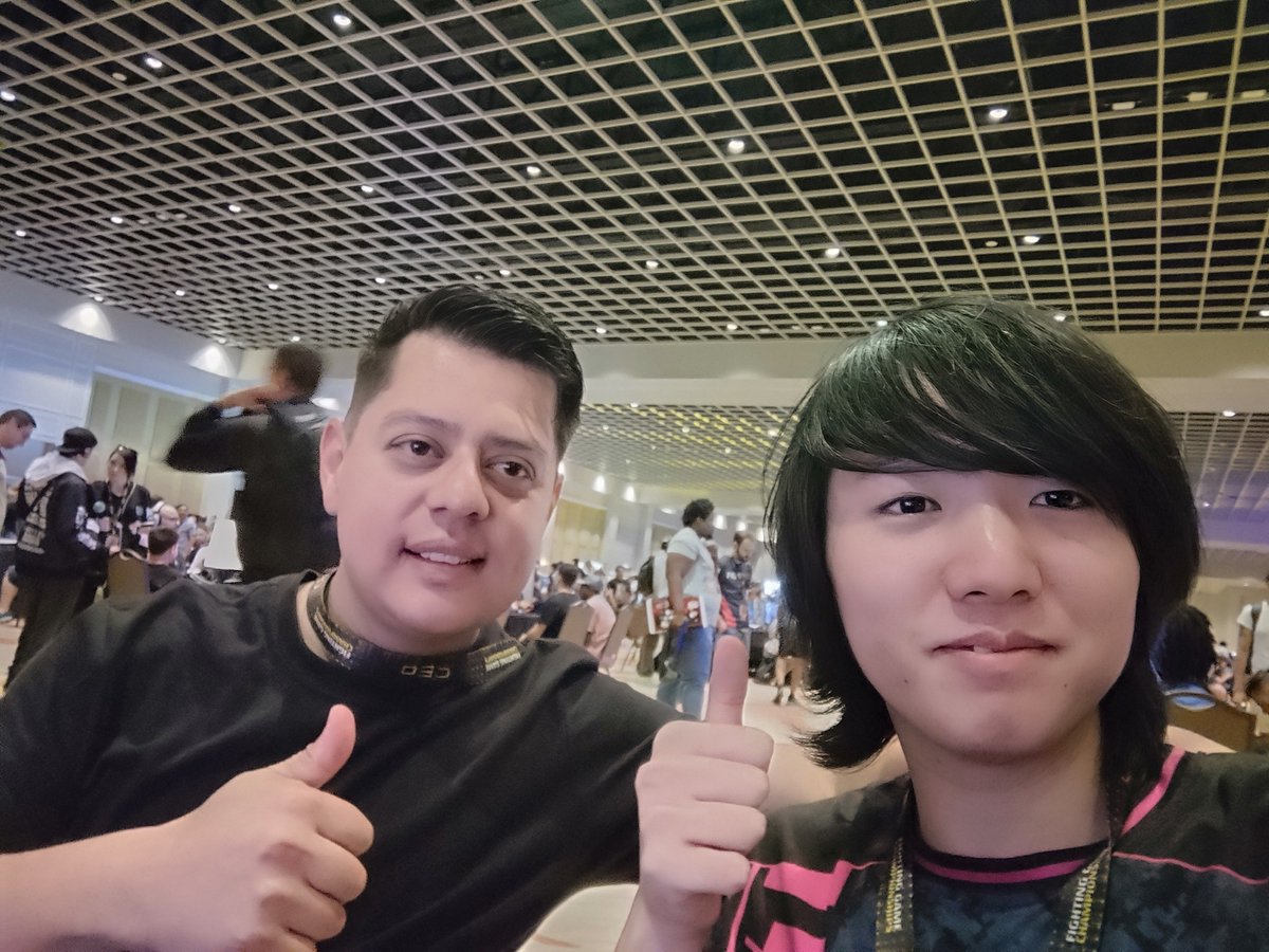 arusu_grant's tweet photo. ケン使いのLEOさんのアケコンめっちゃカッコよかったしめっちゃ強かった！！UREZSさんのビリーとも対戦できたので良かったです😊 https://t.co/G8YppOt79k