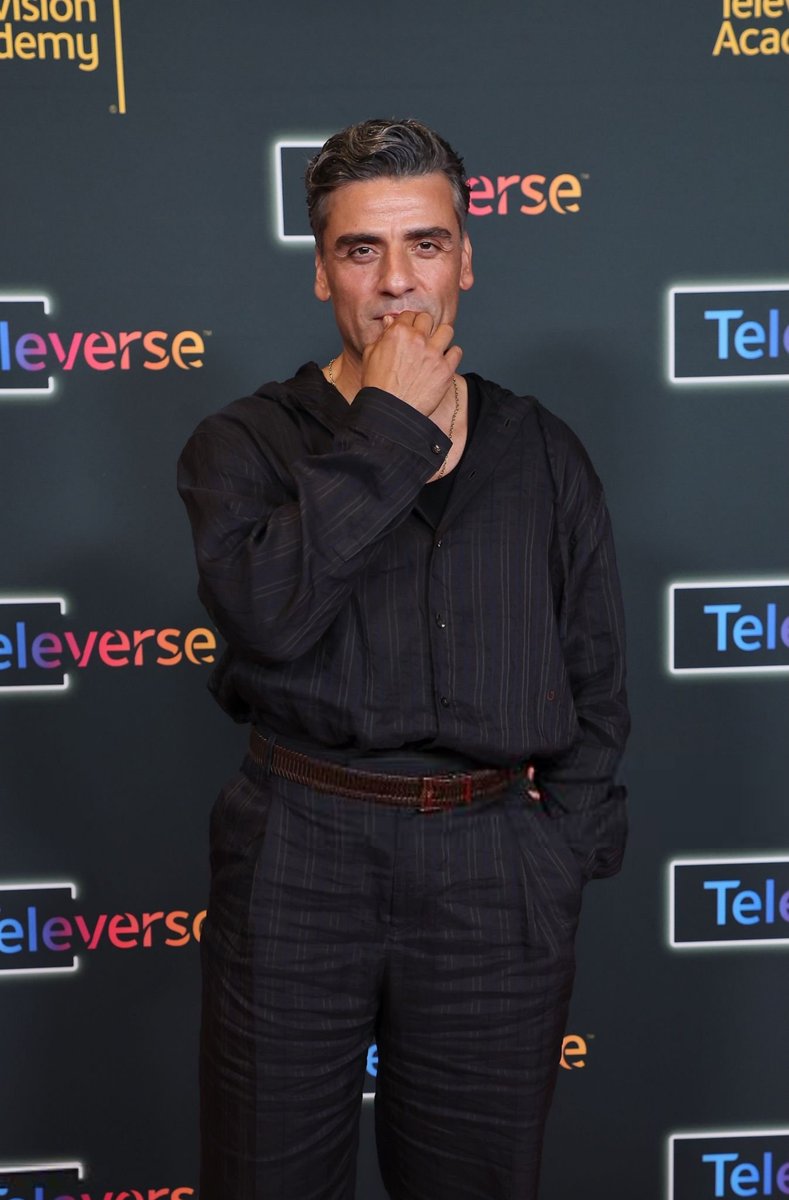 archivedilfs's tweet photo. Oscar Isaac at the Televerse Festival https://t.co/QxPLXa4pN8