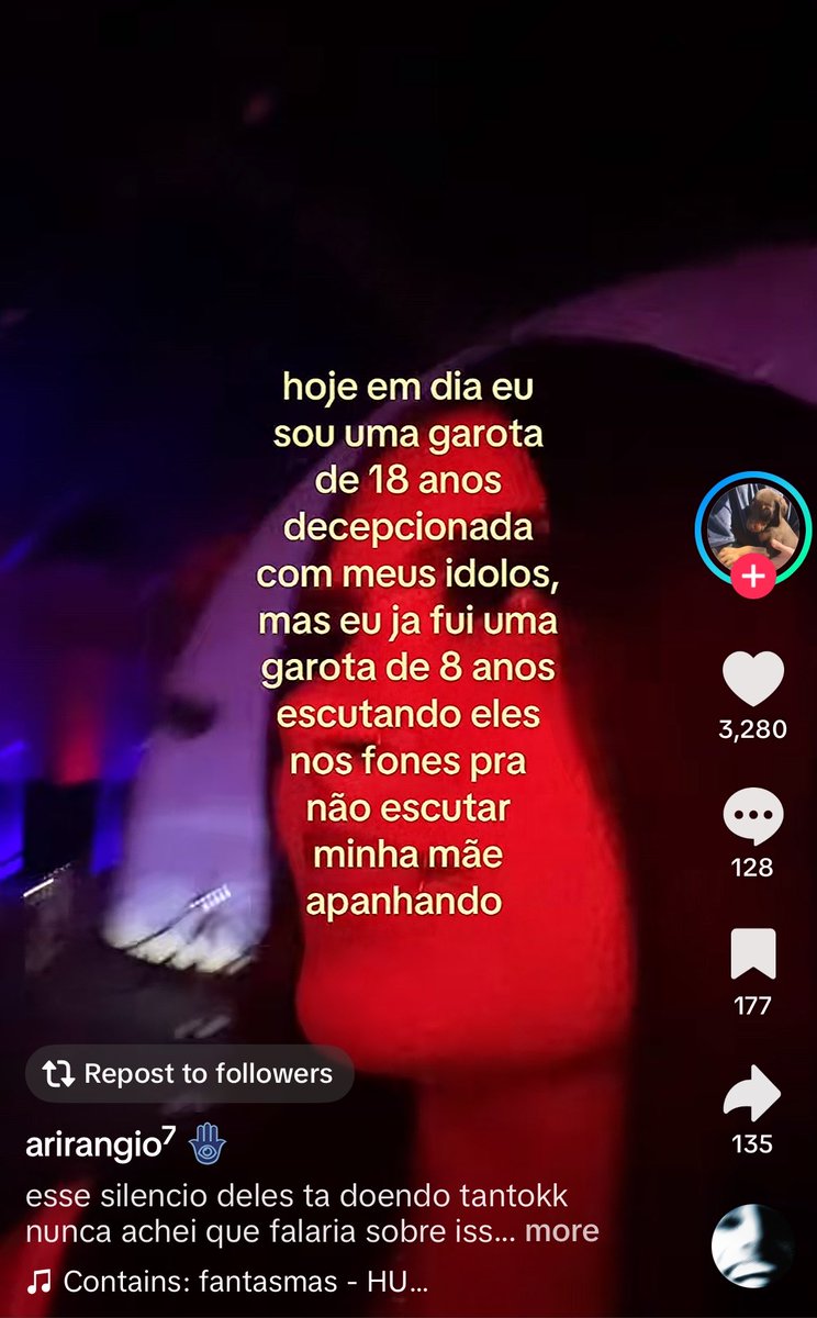 thvngerine's tweet photo. ai vc entra no ttk pra se distrair e aparece esse video https://t.co/Dshbs32QVB