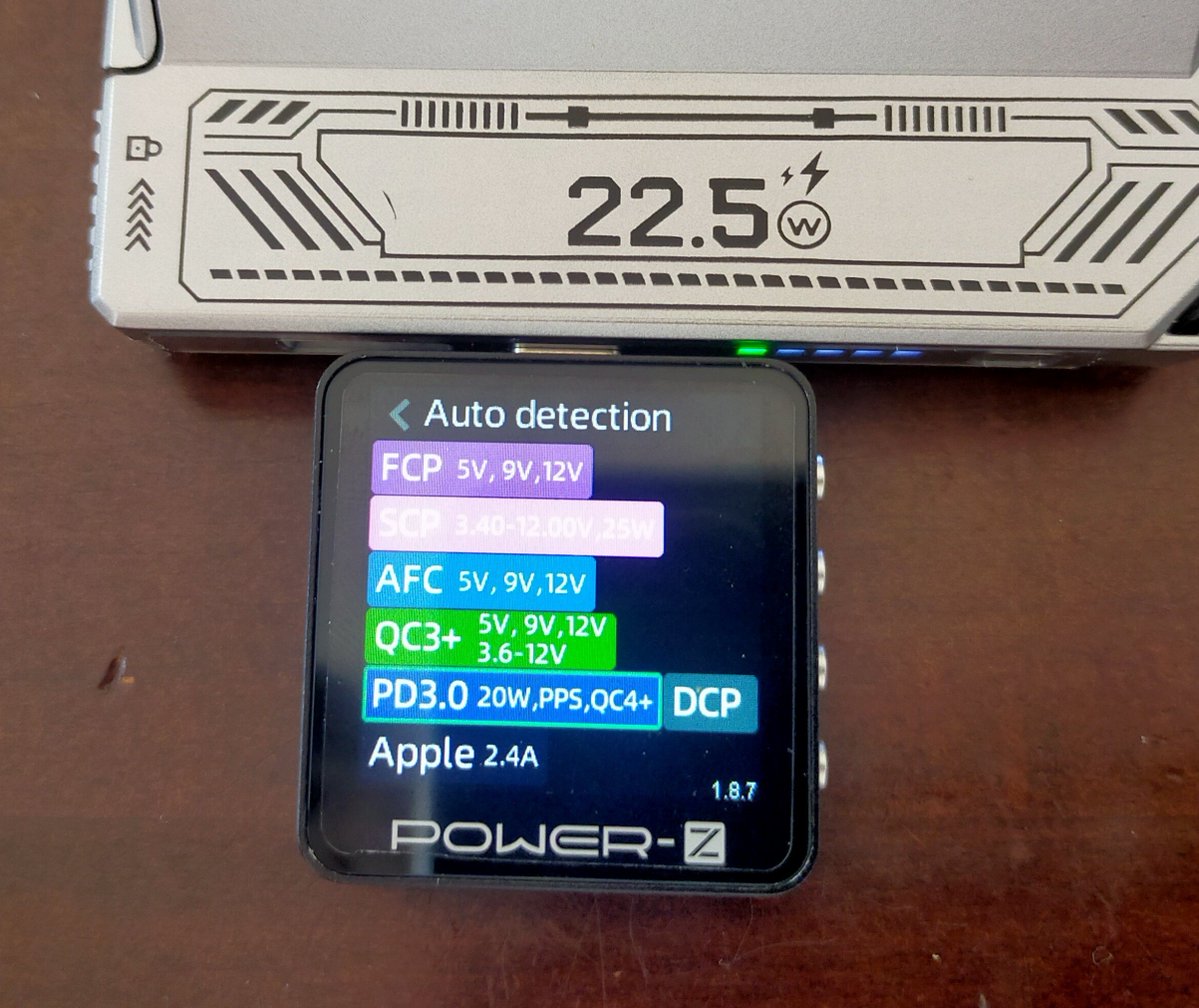 tomorrow56's tweet photo. セル交換出来るモバイルバッテリー到着。18650も使えます。USB PD PPS対応。 https://t.co/MhFnGSL1ud