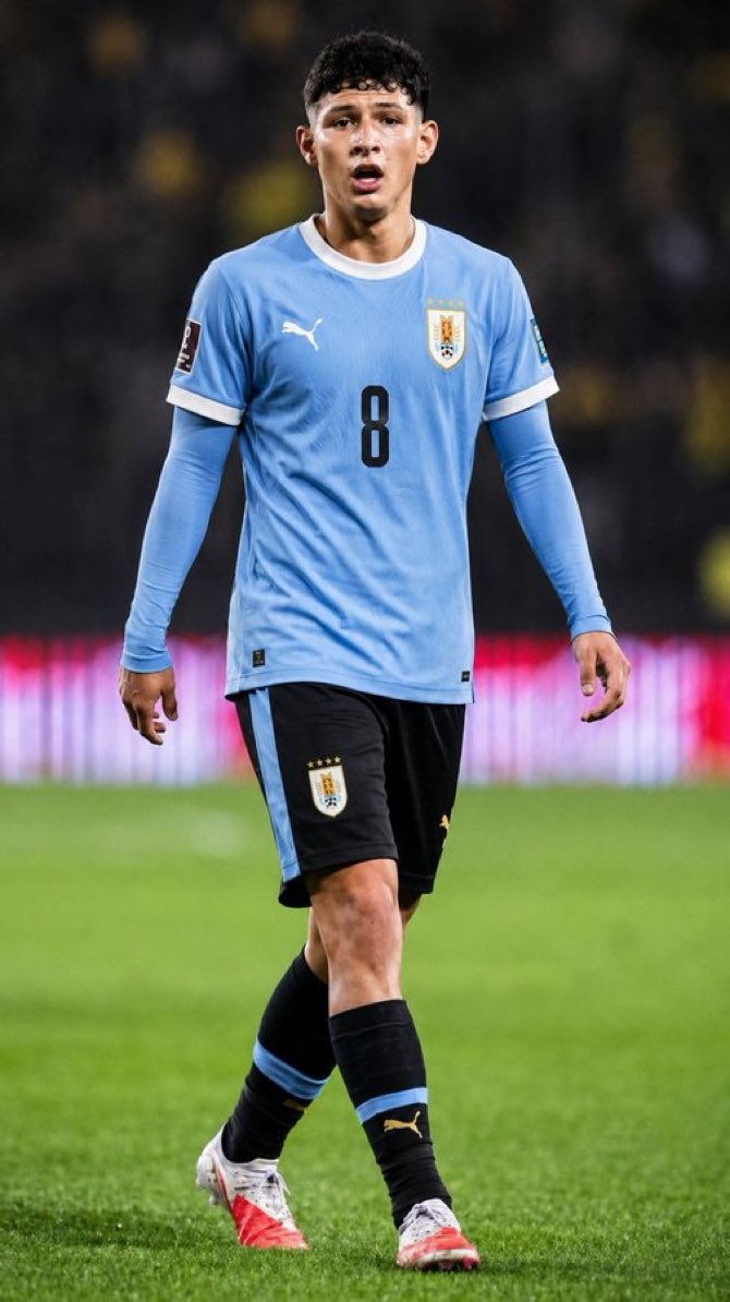 lucasnunez21's tweet photo. Van a pasar 100 años, van a venir los porteños a decir que Jaime era Argentino y de River https://t.co/zTCGicmi2v