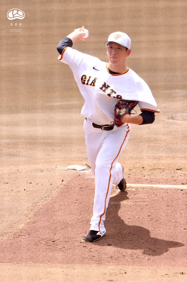 na029p's tweet photo. ライブBP⚾️

#戸郷翔征 投手
2026.08.15 ジャイアンツ球場 https://t.co/6Wr7eYxHWl