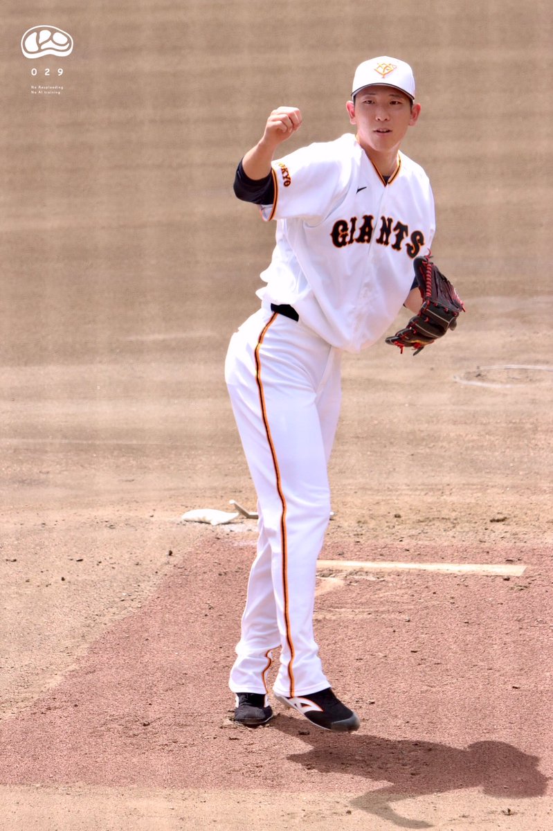 na029p's tweet photo. ライブBP⚾️

#戸郷翔征 投手
2026.08.15 ジャイアンツ球場 https://t.co/6Wr7eYxHWl
