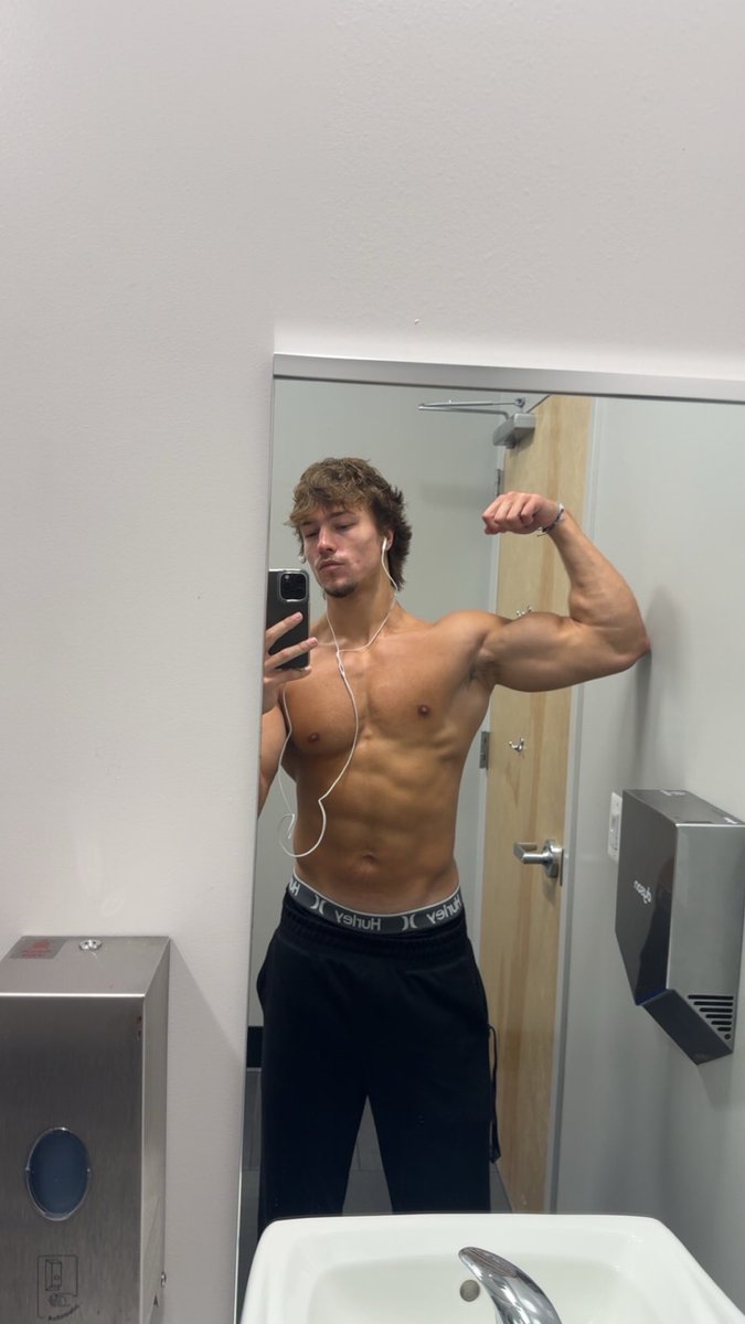 Lukeylifts2's tweet photo. First post on this account ;) https://t.co/XSSQELBrCJ