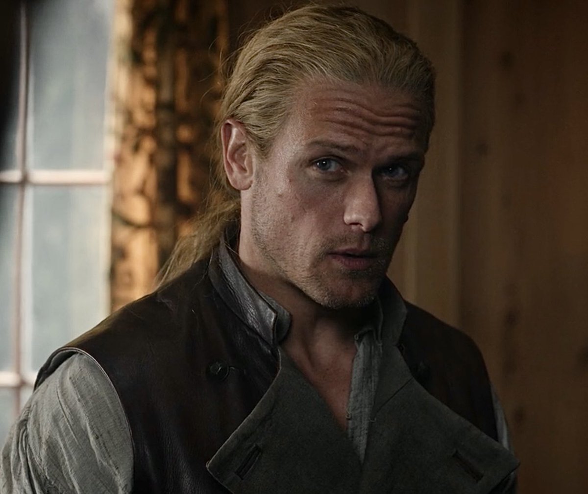 lallybroch7_'s tweet photo. s8 jamie fraser is so damn ( hot ) perfect. https://t.co/lZz2gmMYuH