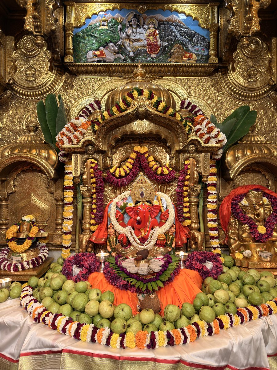 SVTMumbai's tweet photo. 🙏गणपती  बाप्पा मोरया 🌺मंगलमूर्ती मोरया 🙏१७/०८/२०२६
🙏Ganapati Bappa Moraya 🌺 Mangalmurti Moraya  🙏 17/08/2026 https://t.co/6UT5RVi9Ck