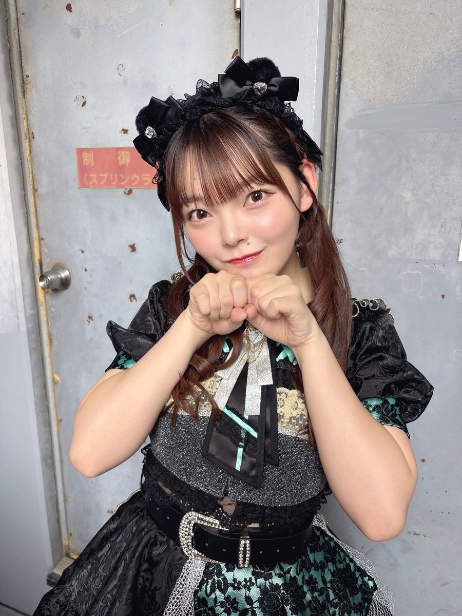 konone_2525's tweet photo. おはようー！！
昨日はライブ2本ありがとうございました
ひなに猫ちゃんに変身させてもらったよﾍｰﾝ∠(　˙-˙ )／ｼﾝ！🐾

初めましての方もすっごい盛り上げてくれてくれてみんなの笑顔が最高でした❤️‍🔥
熱いライブだったなぁ✊🏻

今週も頑張ろうね〜ᵔᢦᵔ

 #ごちゃっと！ https://t.co/JkhrjdN7JX