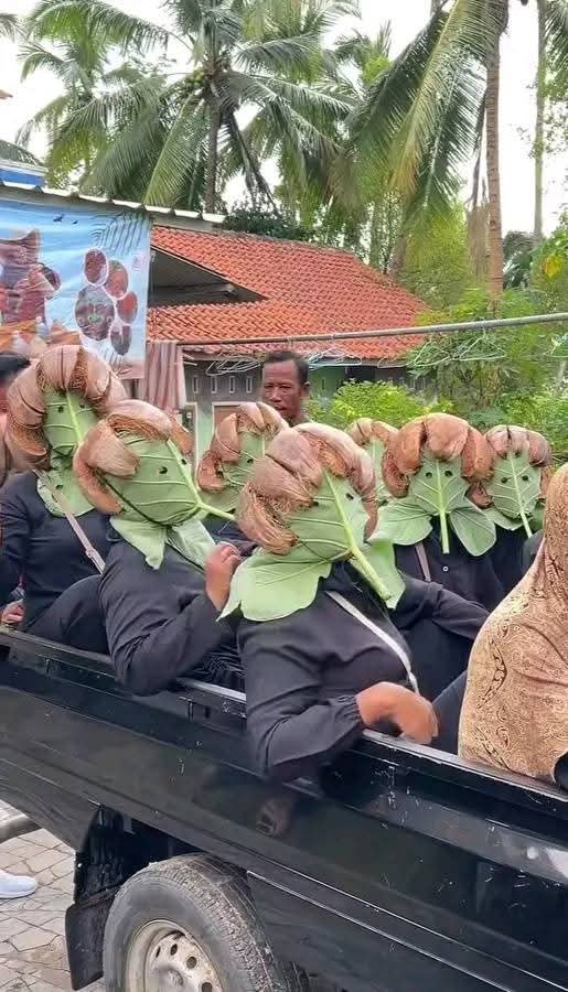KucengTerbanggg's tweet photo. Mau kemana nih https://t.co/7FR2k5EOTy