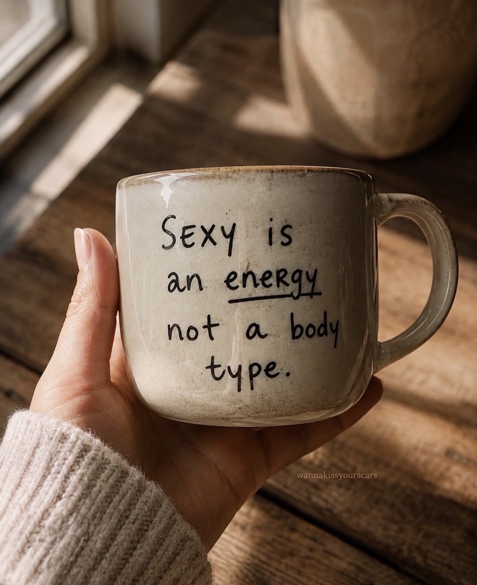 GreenEyesWriter's tweet photo. Sexy and I know it 😉 https://t.co/tMms2kzyYI