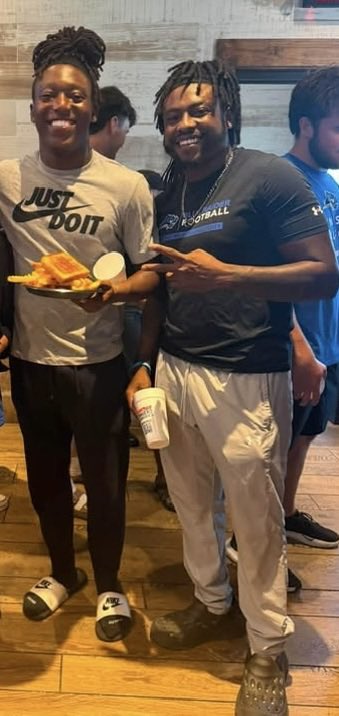 LWUfootball's tweet photo. Some much needed R &amp; R ‼️

🩳 ,☀️, &amp; @Zaxbys 

#1and0 https://t.co/L2AiWjCuA3
