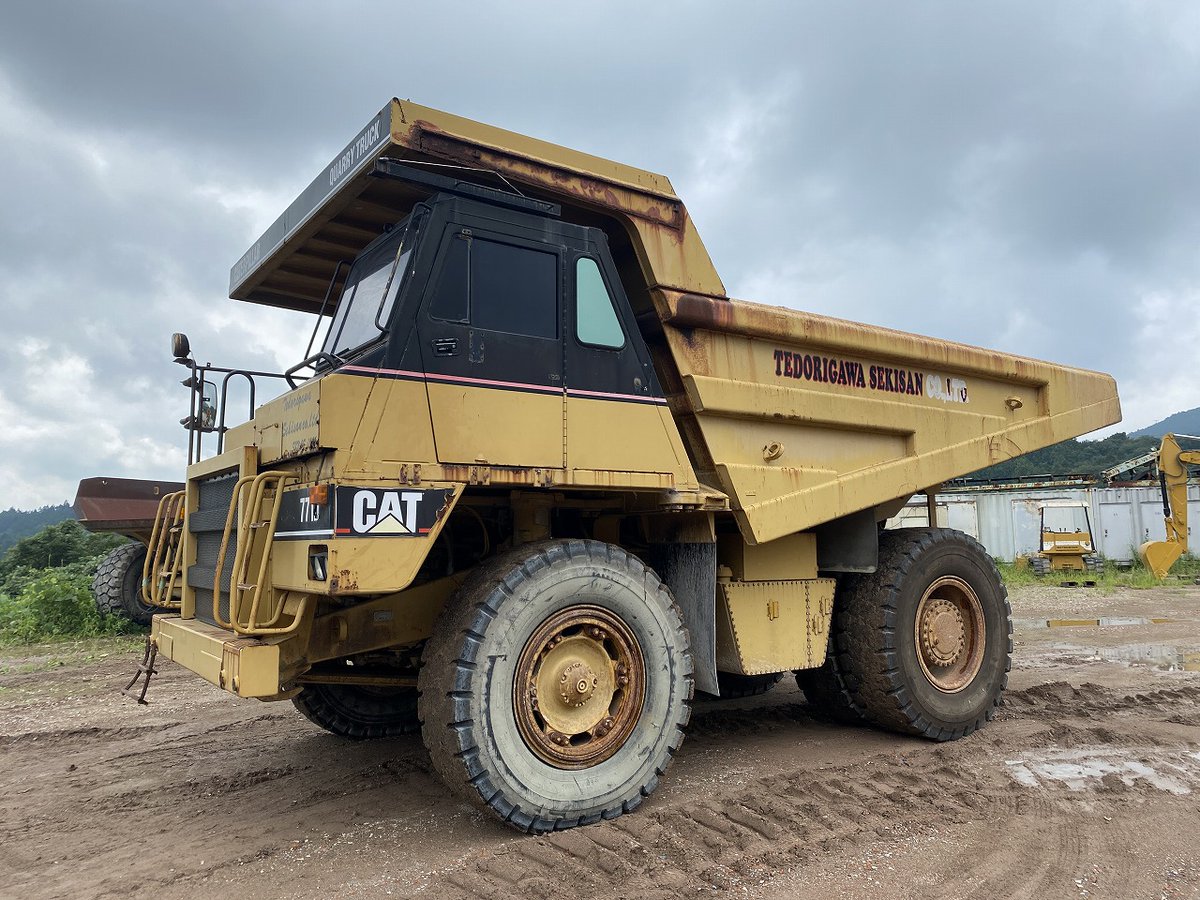 r_engineering2's tweet photo. 🏗️ 採石場や大規模土木現場で真価を発揮！
▪️メーカー：CAT
▪️型式：771D
▪️年式：1996年
▪️アワー：32,276h
👇詳細・お問い合わせはこちらから！
https://t.co/ICs5V3uLtL

#中古重機 #中古建機 #ダンプトラック #オフロードダンプ #大型ダンプ #採石場 #鉱山機械 #キャタピラー #CAT #CAT771D #771D https://t.co/jH1q9DUIRs