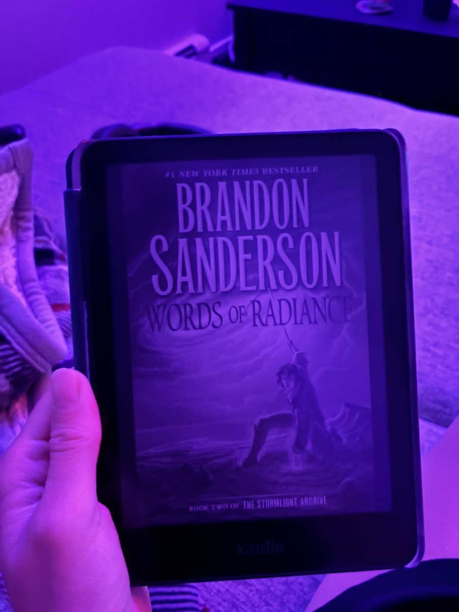 F0RMATIVEAGE's tweet photo. #currentlyreading https://t.co/zVNmt7UADg