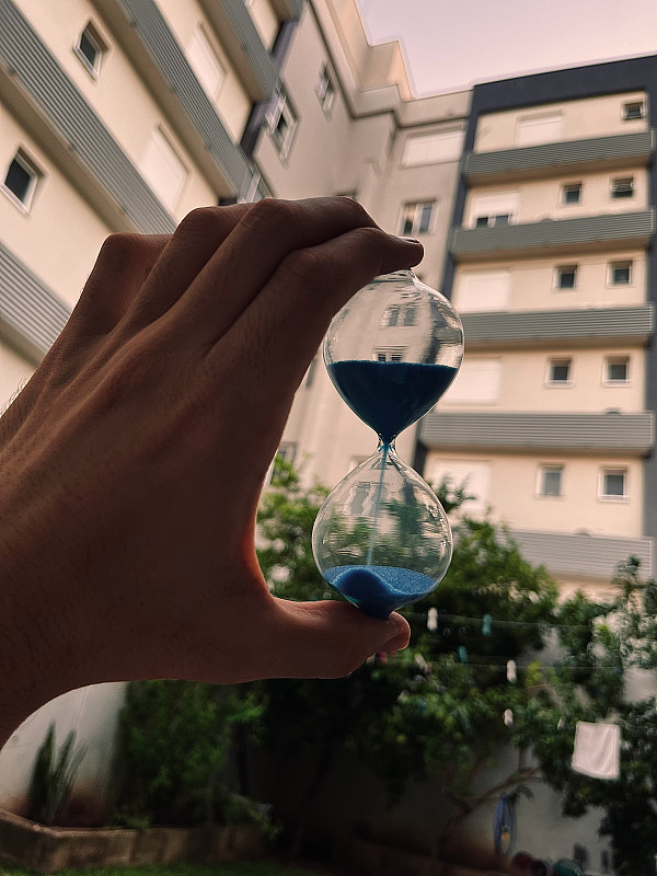 Mishazero2's tweet photo. Your body’s best investment 20 mins of daily movement + 8 cups of water. Small wins = big health gains! https://t.co/gFcn9uK3IP