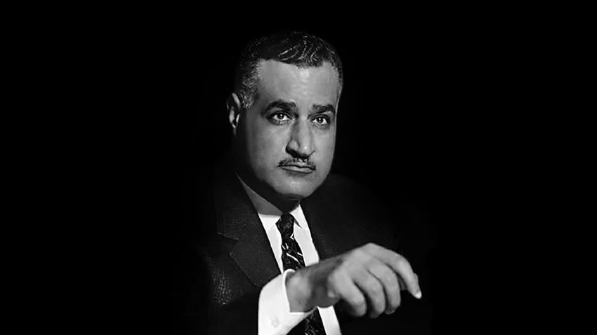 TarekEbaid's tweet photo. تؤرقهم في مضاجعهم وانت حي و تفسد حاضرهم المزيف و انت ميت..تخرج من بين القبور   لتخبرهم كم كنت عظيما و كم كانوا صغار..

 تطل صورتك كلما حاولوا طمس ملامحها لتذكرهم بالحقيقة التي لا تغيب.. كيف  لميت ان يخيف انصاف الموتى  واشباه الرجال.. https://t.co/4mVT8ct5gu