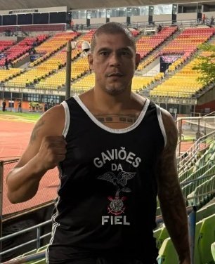 NJanfren's tweet photo. Nenhum xingamento pro Osmar Stabile na NQA.
Nenhuma vaia pra diretoria na NQA.

Mas teve gado filho da puta que jurou que eles iam ajudar na pressão, que iam ajudar a cobrar essa diretoria lixo.

Mais uma omissão.

O importante é feijoada, Carnaval e Copa gaviões. https://t.co/j6zkpLTJdX